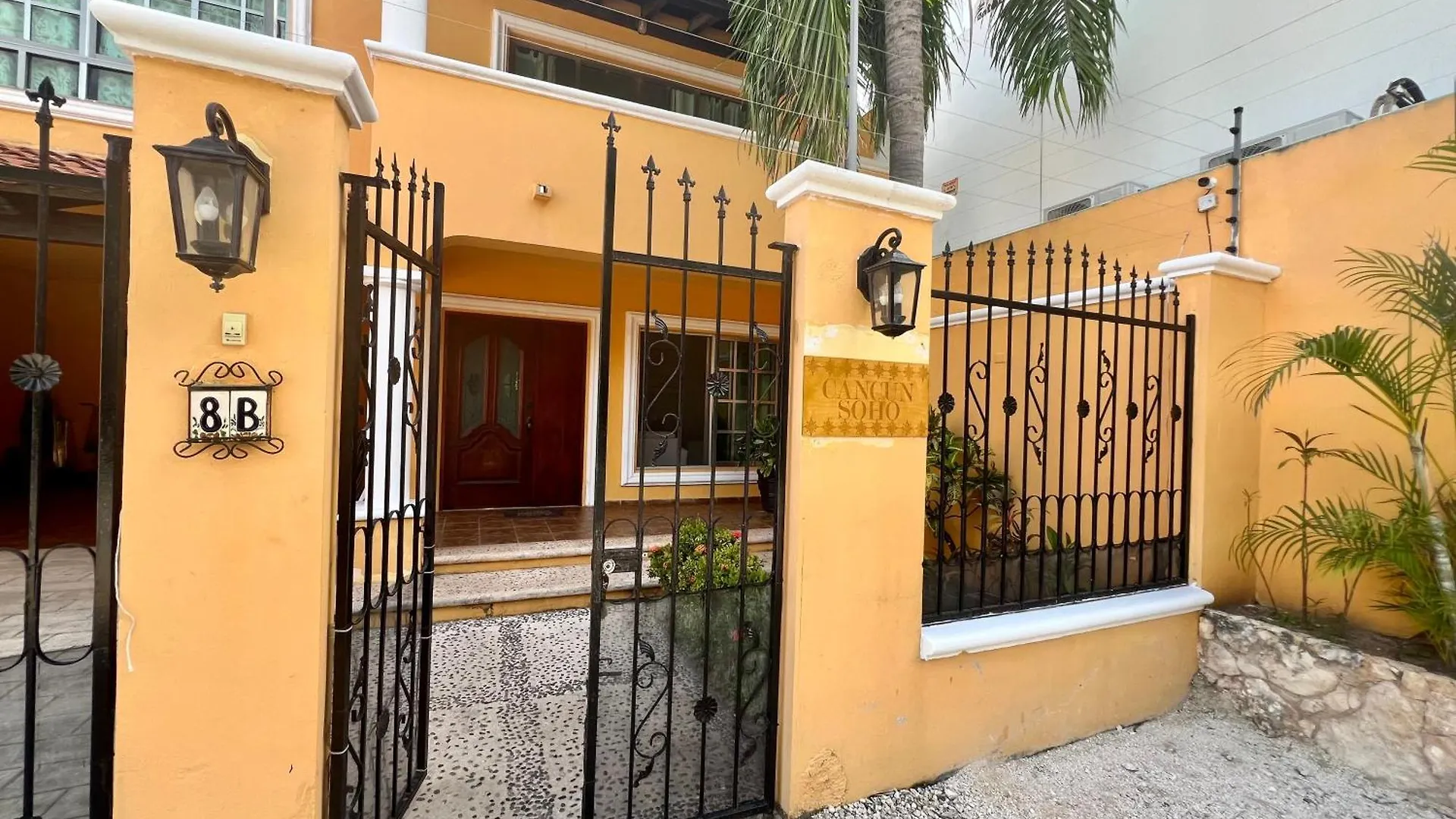 Cancun-Soho Bed & Breakfast Cancún